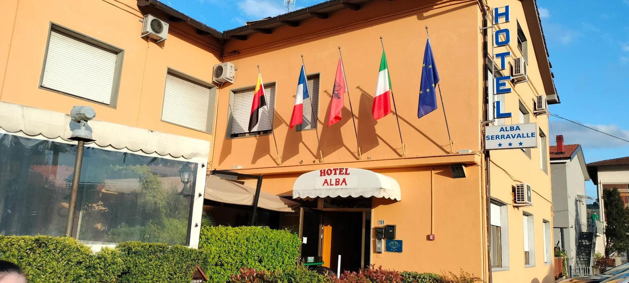 Alba Serravalle Hotel 3*
